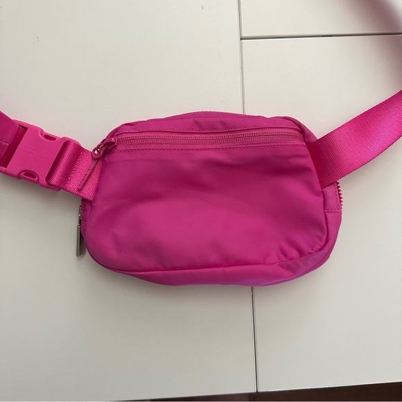 Lululemon Sonic Pink Belt Bag - Picture 6 of 6